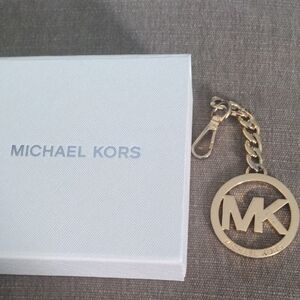 Large Michael Kors Gold Logo Keychain, Purse Fob, + Box, 5 1/4 Inches, EUC